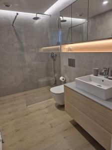 Pinea Apartments