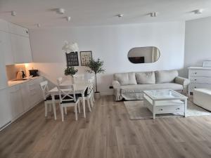 Pinea Apartments