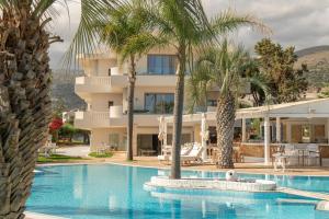 Parthenis Hotel & Suites