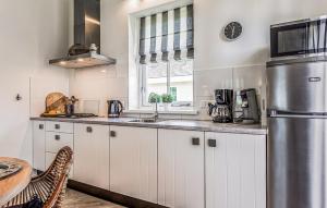 Nice Home In Noordwijk With Wifi