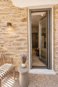 AIA Suites Tinos - One-Bedroom Suite with Terrace