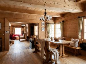 Royal Tatra Chalet - Fireplace, Sauna & BBQ