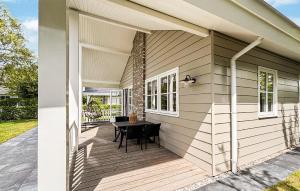 Awesome Home In Noordwijk With Wifi