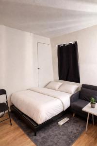 Studio cosy aux portes de Paris à 5 min de st Lazarre