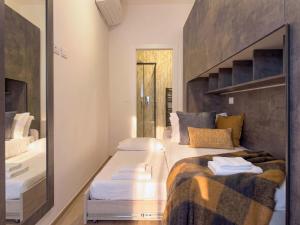 Homeby - Carracci Loft