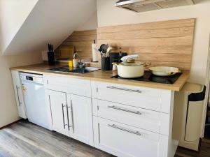 AyCatcherHomes - Mira I Old Town I 3BR Loft I 9 Guests