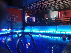 BEN & LEK GUESTHOUSE