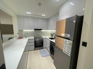 High Floor, 2BR in JVC, Binghatti Crest with City Views