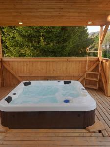 Le Cabane Retreat
