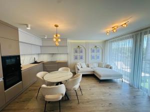 MyFlat Coral 62 Premium Residence