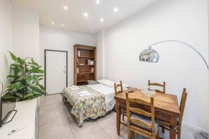 Casa dei Fiori, Bologna by Short Holidays