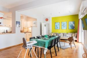 Sunny Holiday Apartment with Sea View - Steps to Edem Beach