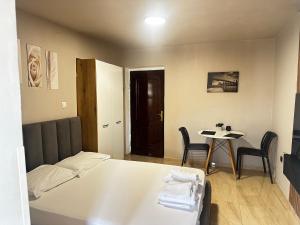 RS Studio - Himare 5th floor