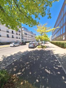 Studio ALPHA - non-smoking studio - 3min by train to Disney OR 30min walk - 5min walk to "Val dEurope" train station