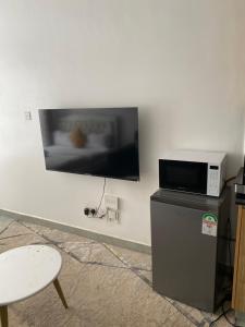 Soriva Stays - Spacious Studio Apartment