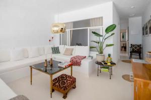 Sardina Ocean Front Apartment