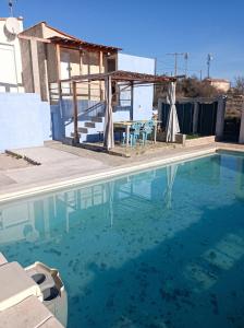 Appartement charmant à Saint-Ambroix avec piscine