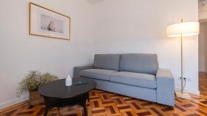 Stunning 3BDR Flat with Balcony & AC by LovelyStay