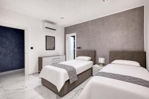 Sliema 3BDR Flat with Seaview