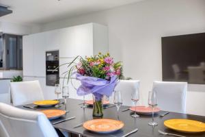 Sliema 3BDR Flat with Seaview