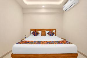 FabHotel SB Palace