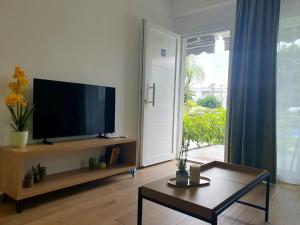 Zen Sea Danai B Apartment