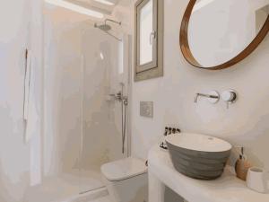 Charming Holiday Home Near Traditional Taverns, G49