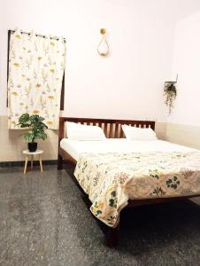 Full House 5 BHK Pvt Terrace 2km WhiteTown