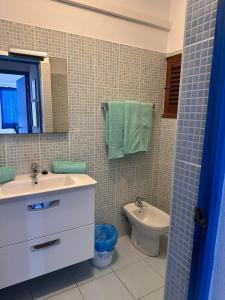 Gecko Blue, Es Pujols ET - 75 PL