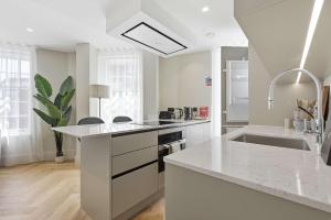 Cheyne Riverwood l Luxury Chelsea Retreat for Business and Leisure stays with Thames Views