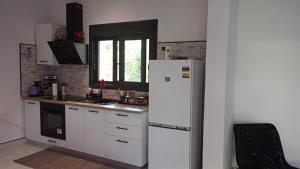 Artemis Cozy Apartment