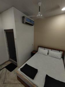 Hotel Kohinoor Inn