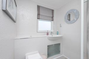 Large 3BDR Wimbledon House with Garden and Office