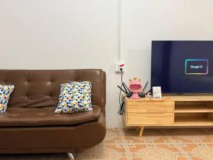 Entire 2nd floor- 2Min Walk to Dongtan Beach