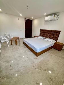 Hotel Channo Residency