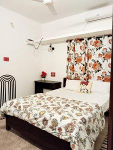 Boho 2BHK 2 km Rock Beack to 2km WhiteTown
