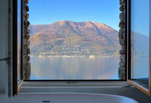 Elegant Villa Vladi with Panoramic Lake Como Views