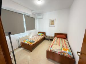 MIKELO Double Floor House
