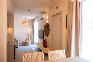 Terra Elea Luxury Pool Suite Gaia