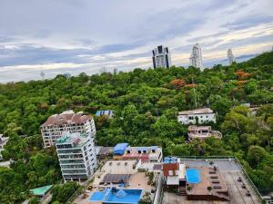 1br 23 high floor pool view close to walking street