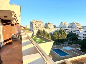 PGH N64 - Piscine, Vue mer, Parking