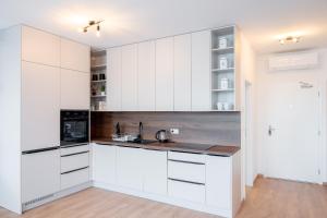 Castle Hill Residence Free Parking