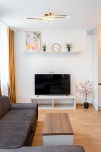 Castle Hill Residence Free Parking