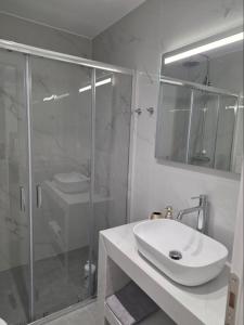 Great Stay - Ourania Muses Suite-Pedion Areos Park