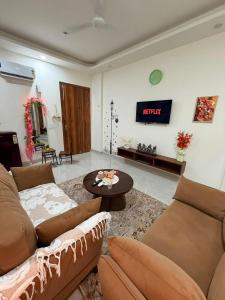 Rahnit Stayz Cozy Comfort Near Golf Course Road
