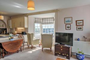 Finest Retreats - Curricle