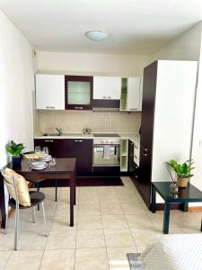 Monolocale moderno - Colazione Inclusa