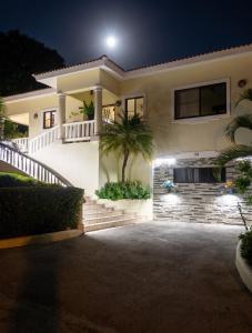 Elegant Villa with Sea View in Sosúa | Private Pool