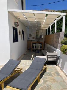 Villa Tην αιώνια φωτιά with private pool & jacuzzi close to the beach
