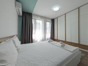 Designer Luxury Apartment 1BD by Flat Mаnager